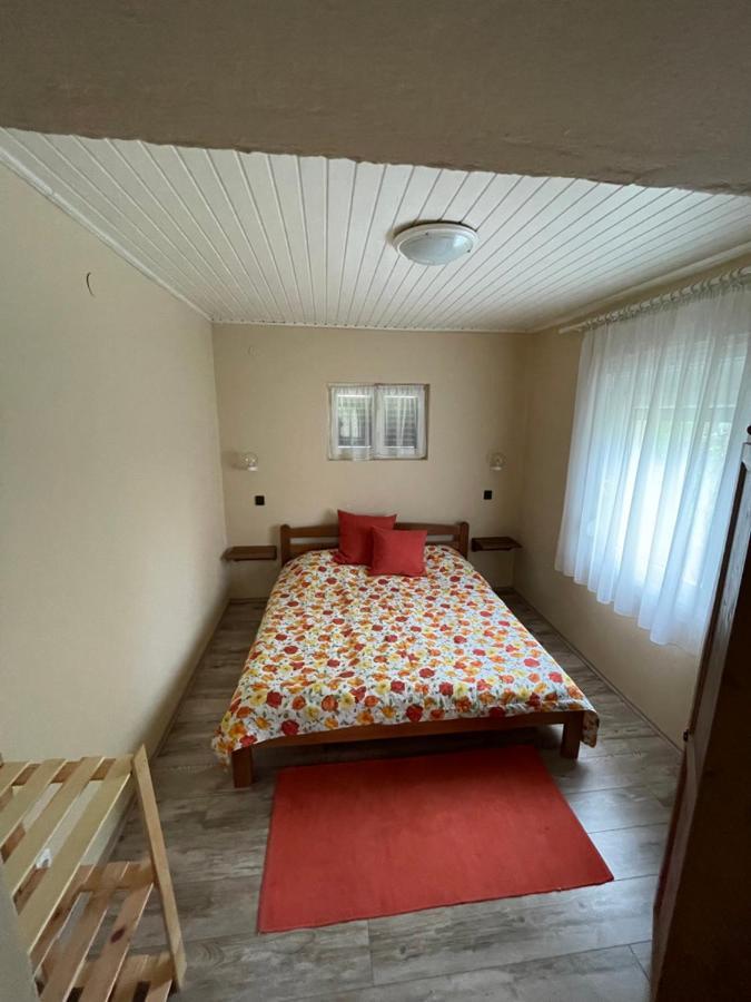 BalatonmáriafürdőAgnes Nyaralohaz别墅 外观 照片