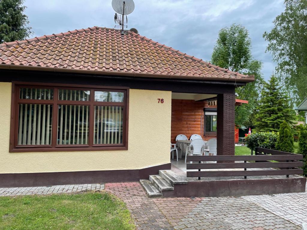 BalatonmáriafürdőAgnes Nyaralohaz别墅 外观 照片